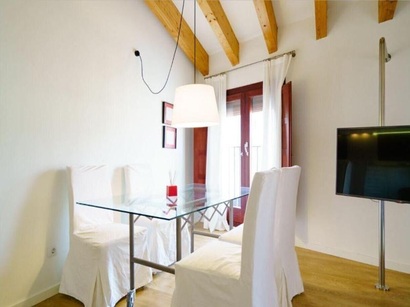Valencia Luxury Boutique Redonda image