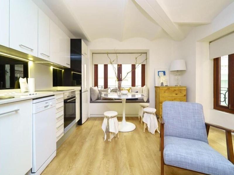 Valencia Luxury Boutique Redonda image