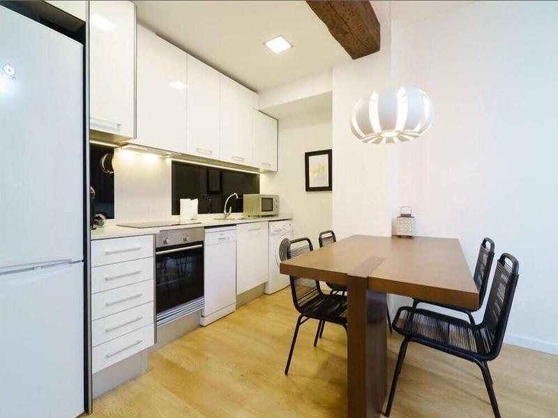 Valencia Luxury Boutique Redonda image