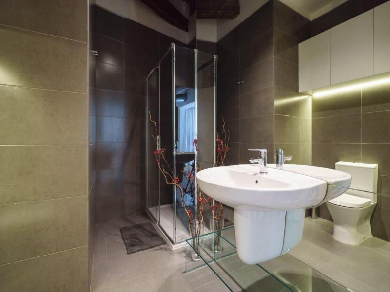 Valencia Luxury Boutique Redonda image