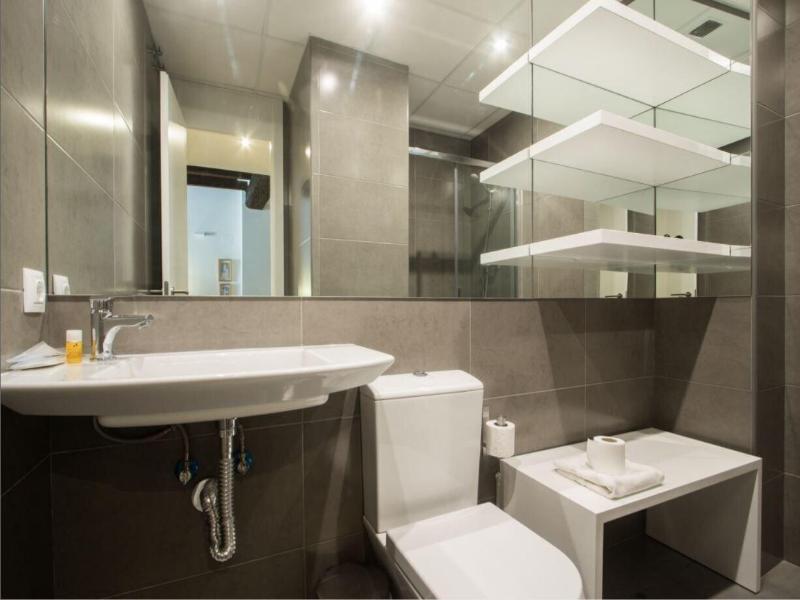 Valencia Luxury Boutique Redonda image