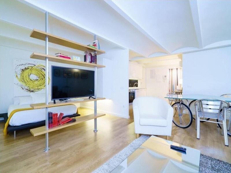 Valencia Luxury Boutique Redonda image