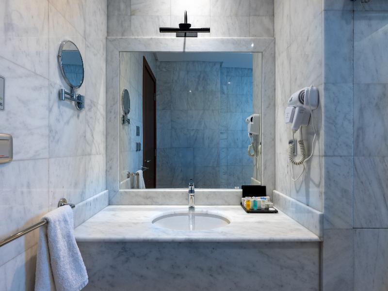 Westin Mark Hotel image