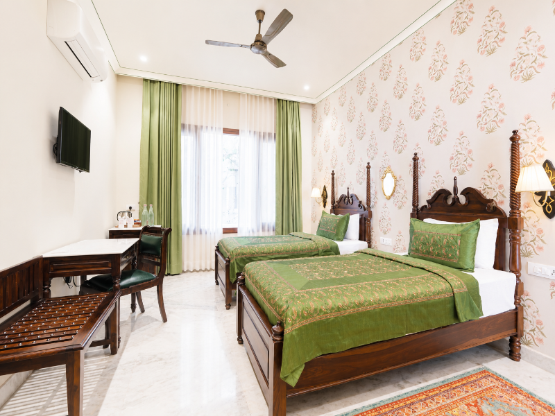 Dera Jaipur image