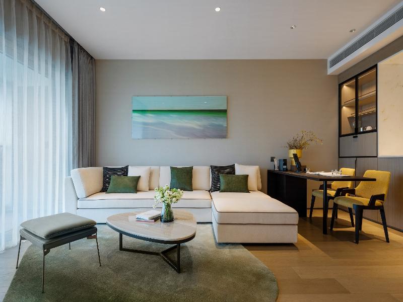 Artisse Place image