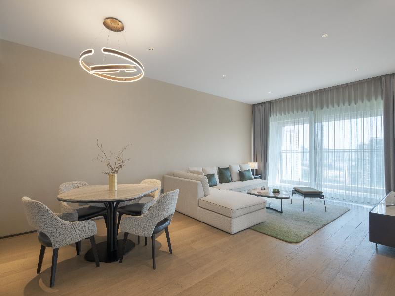Artisse Place image