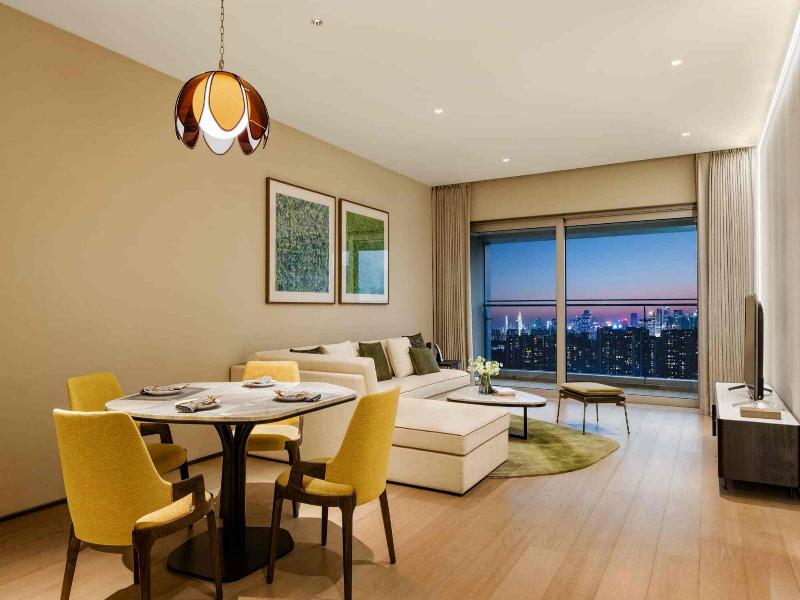 Artisse Place image