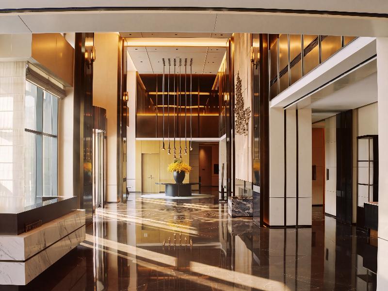 Xian Fengdong Grand Skylight Hotel