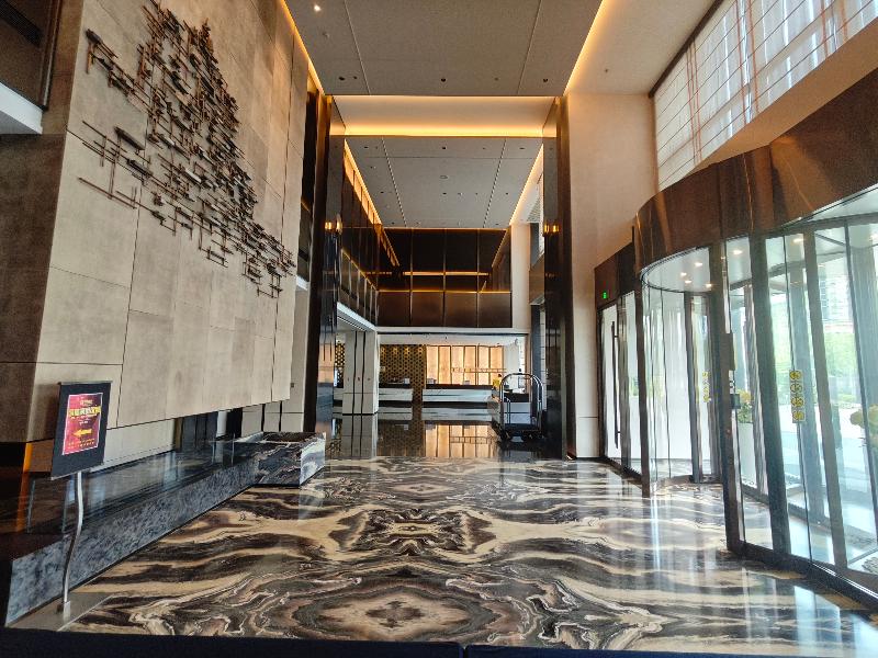 Xian Fengdong Grand Skylight Hotel