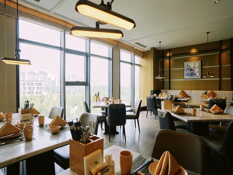Xian Fengdong Grand Skylight Hotel