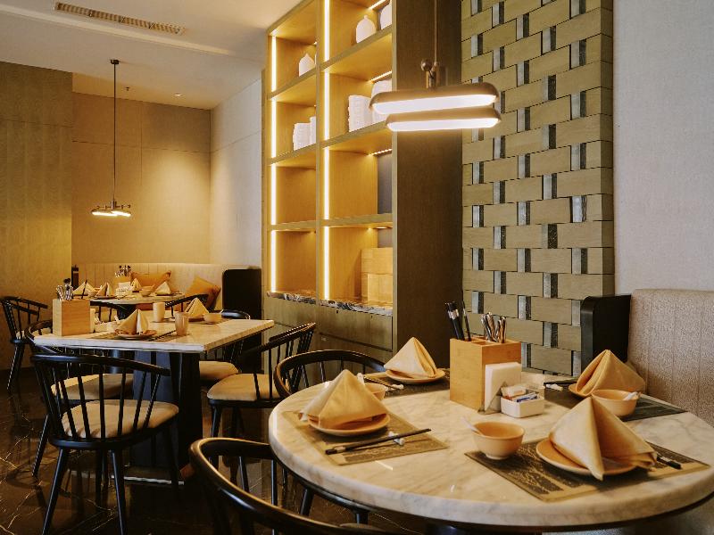 Xian Fengdong Grand Skylight Hotel