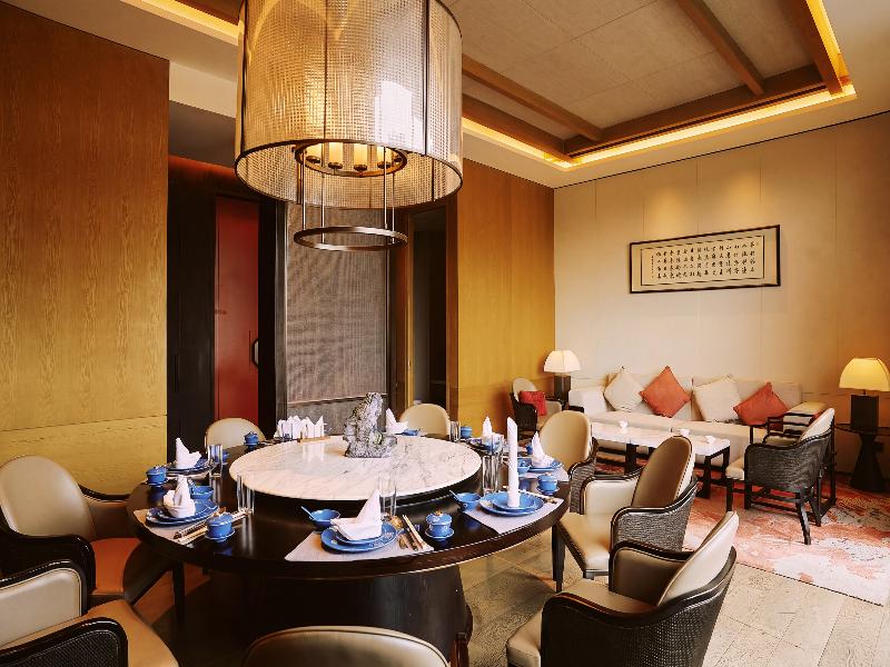Xian Fengdong Grand Skylight Hotel