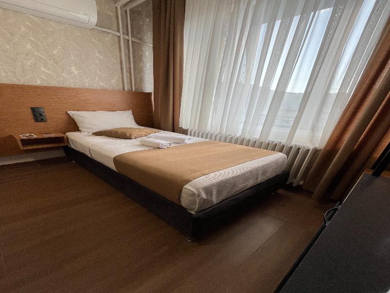 Hotel Gazi̇ image