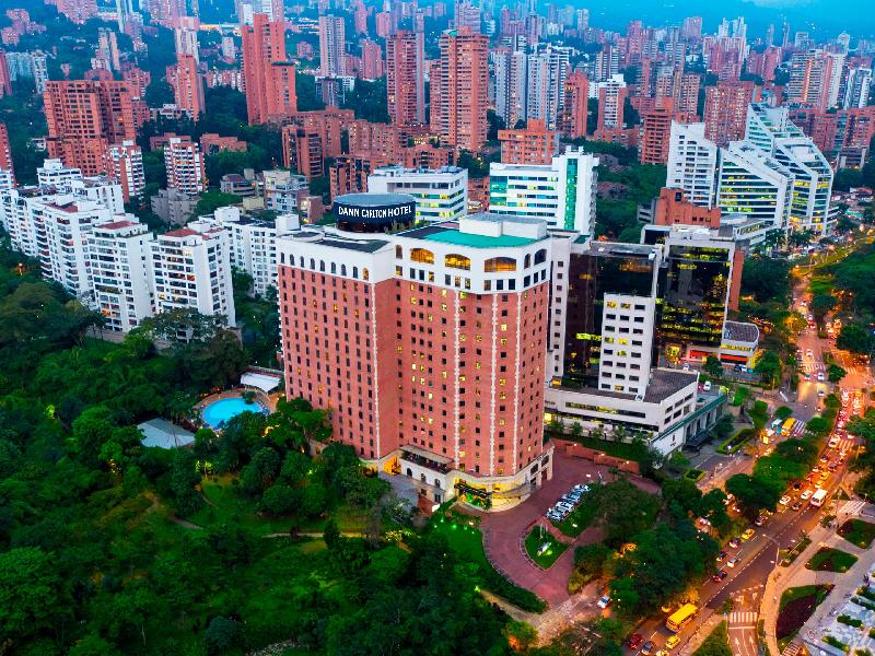 Dann Carlton Medellin image