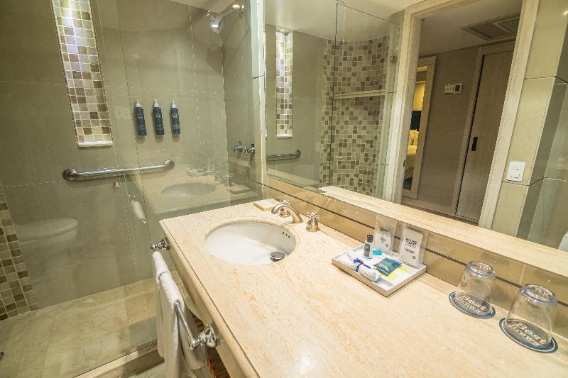 Four Points By Sheraton Medellin 5