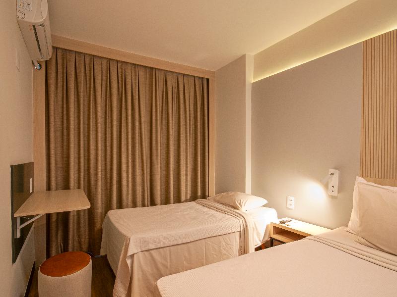Mirasol Copacabana Hotel image