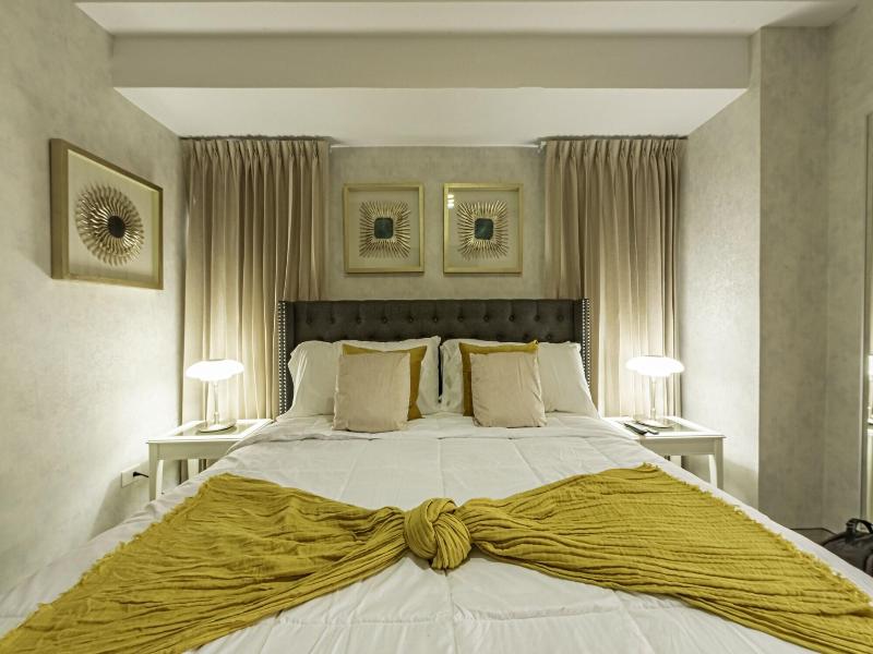 Brickell Apart Hotel image