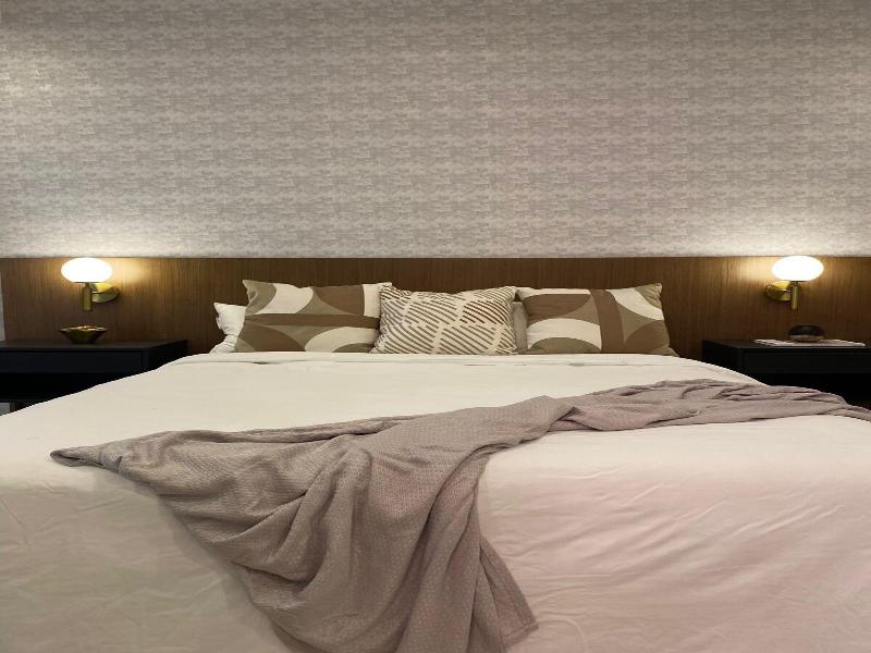 Brickell Apart Hotel image
