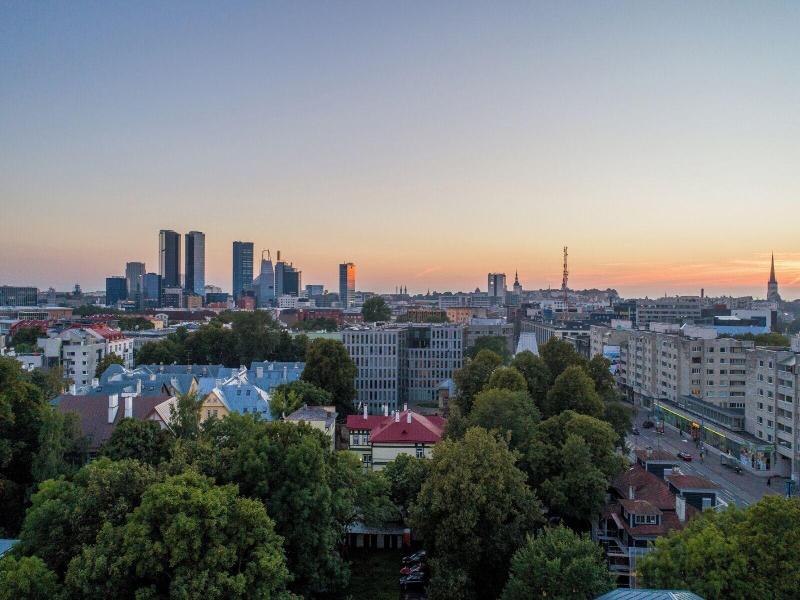 Bob W Tallinn City Centre - Avangard image
