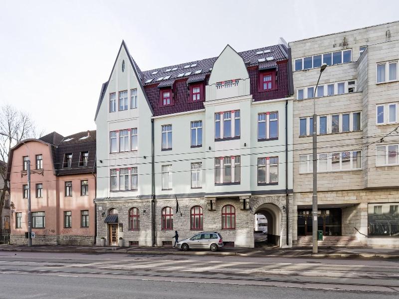 Bob W Tallinn City Centre - Avangard image