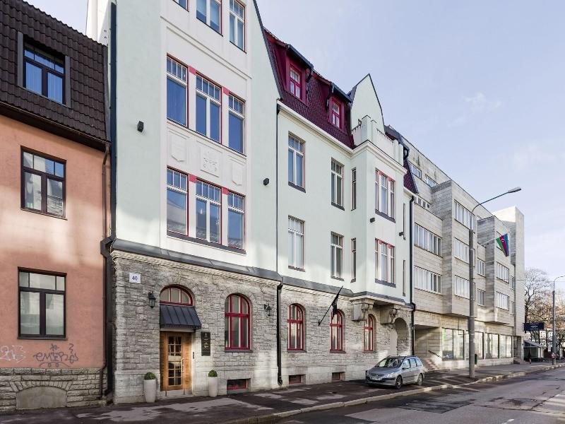 Bob W Tallinn City Centre - Avangard image