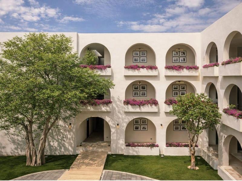 Hotel Serenata Santa Lucia, Mérida image