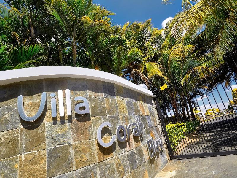 Corail Bleu Private Pool & Garden Villas With Lov image
