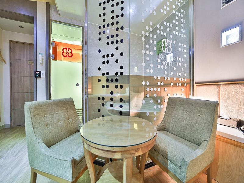 B&b Hotel image