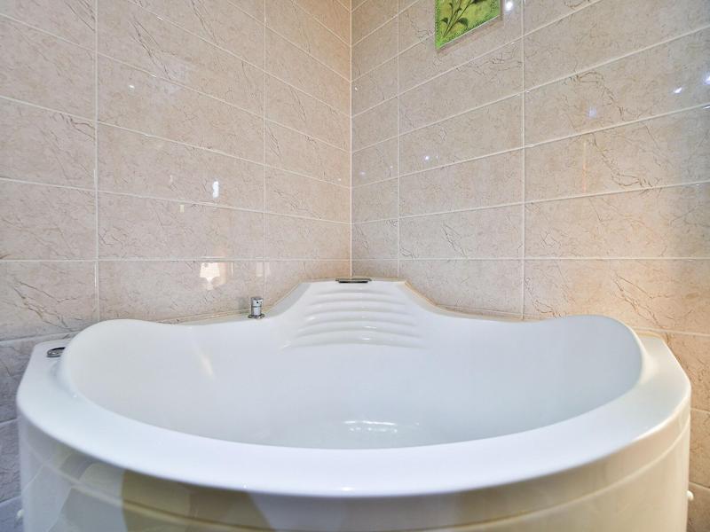 B&b Hotel image