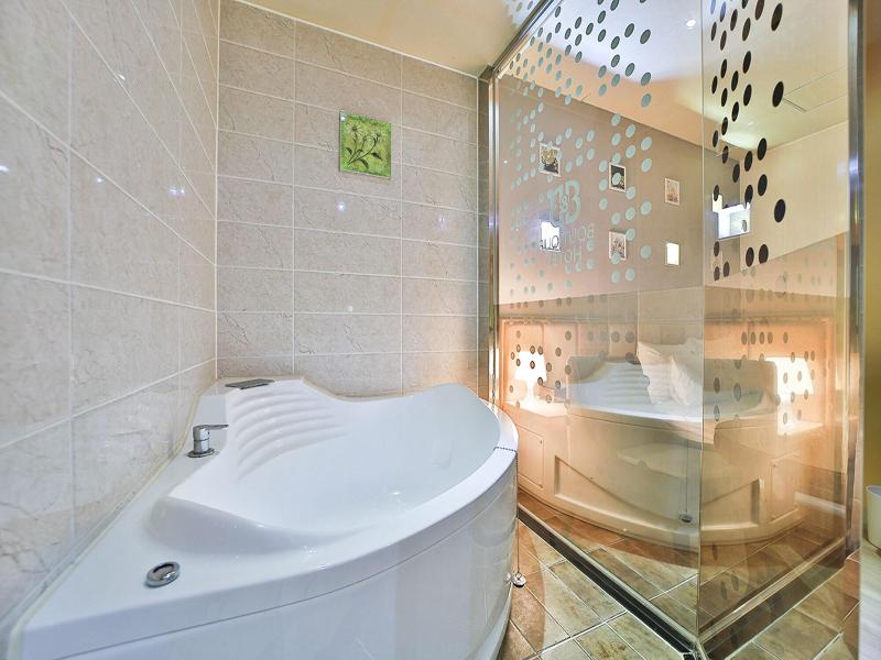 B&b Hotel image