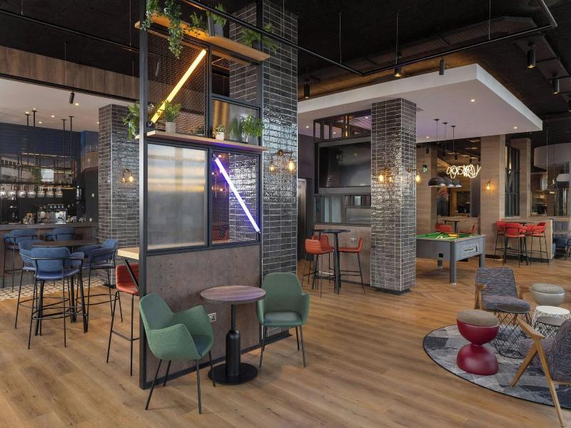Aloft By Marriott Belfast Titanic Quarter image