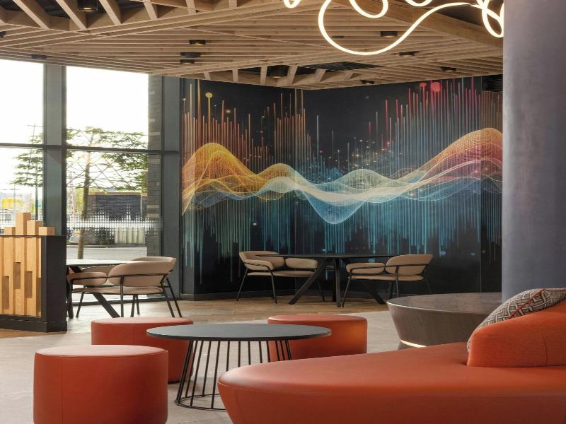 Aloft By Marriott Belfast Titanic Quarter image