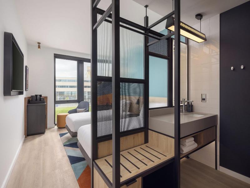 Aloft By Marriott Belfast Titanic Quarter image