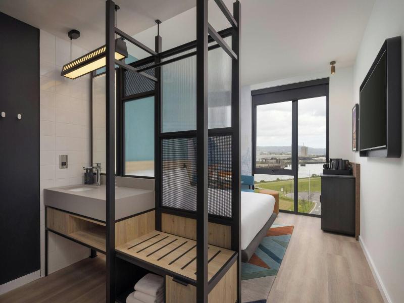 Aloft By Marriott Belfast Titanic Quarter image