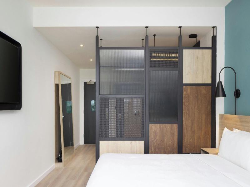 Aloft By Marriott Belfast Titanic Quarter image