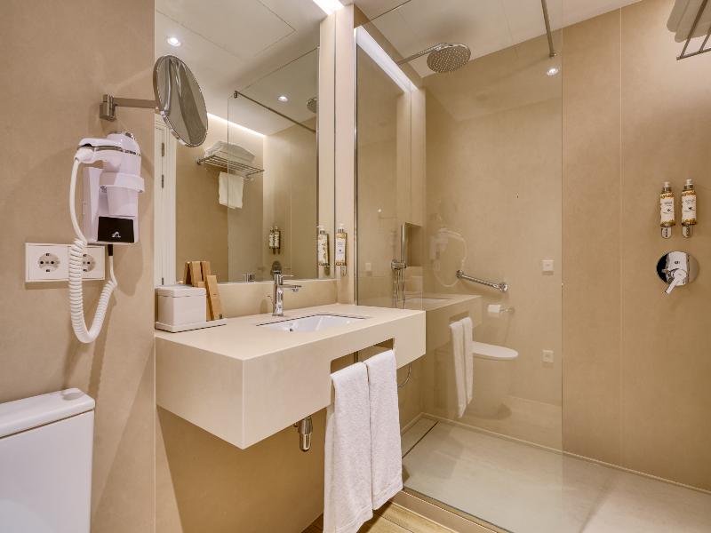 YBARRA SEVILLA HOTEL image