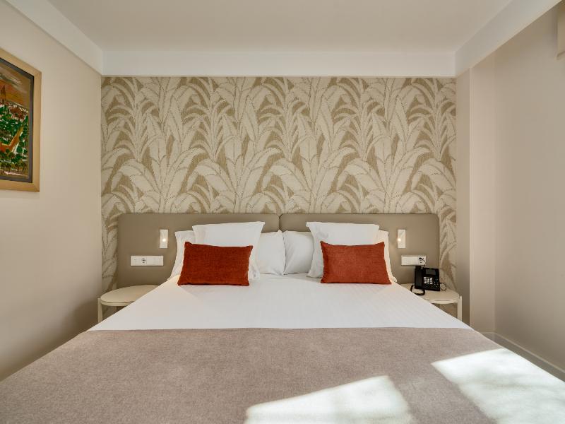 YBARRA SEVILLA HOTEL image
