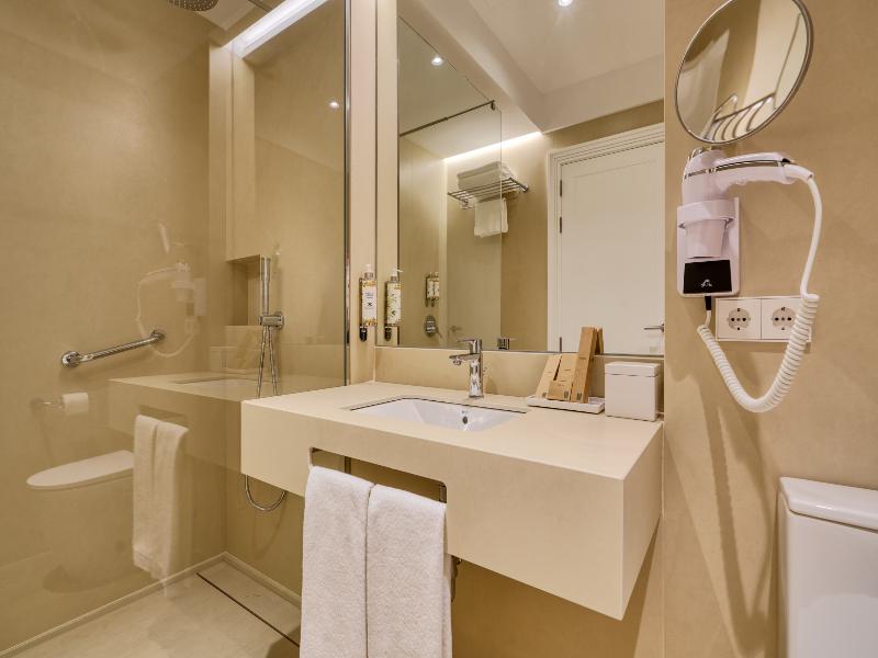 YBARRA SEVILLA HOTEL image