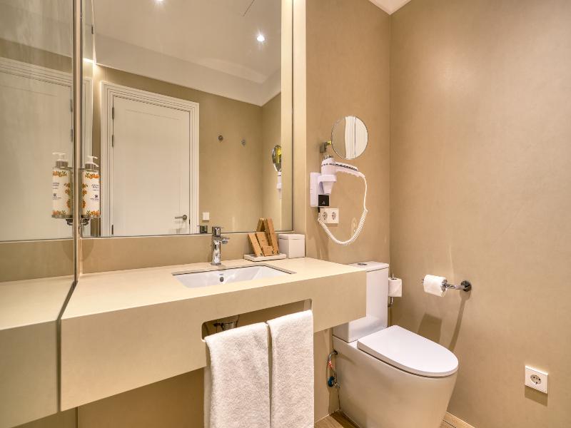 YBARRA SEVILLA HOTEL image
