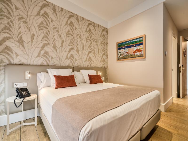 YBARRA SEVILLA HOTEL image