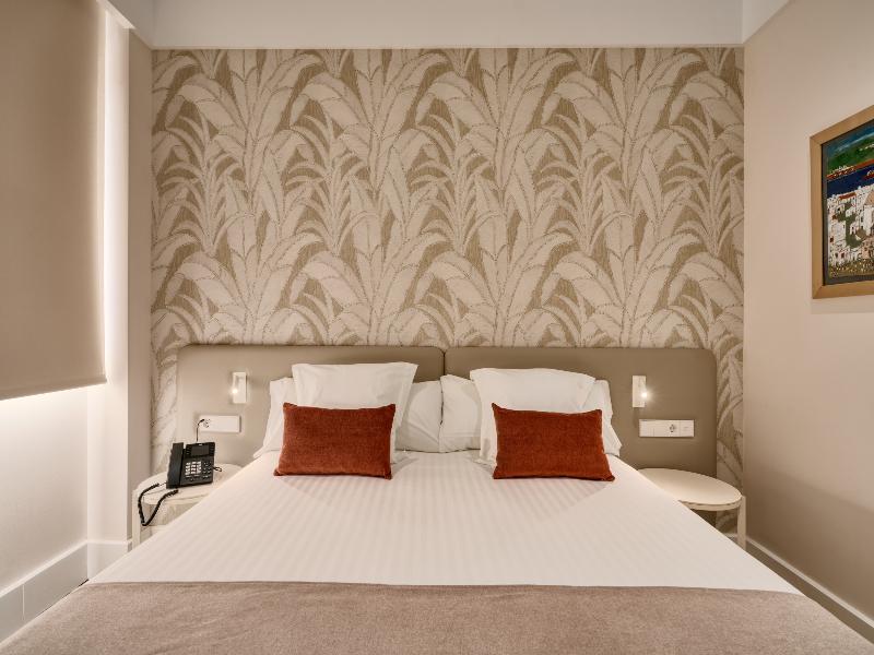 YBARRA SEVILLA HOTEL image