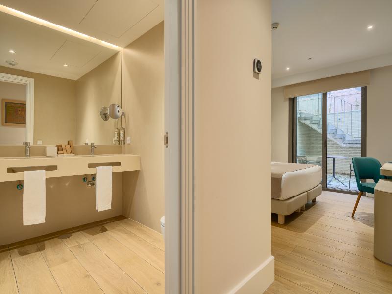 YBARRA SEVILLA HOTEL image