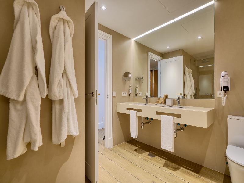 YBARRA SEVILLA HOTEL image