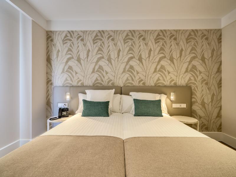 YBARRA SEVILLA HOTEL image