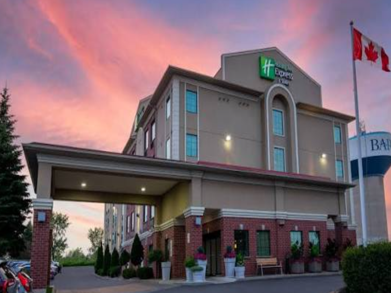 Holiday Inn Express & Suites Barrie South by IHG image