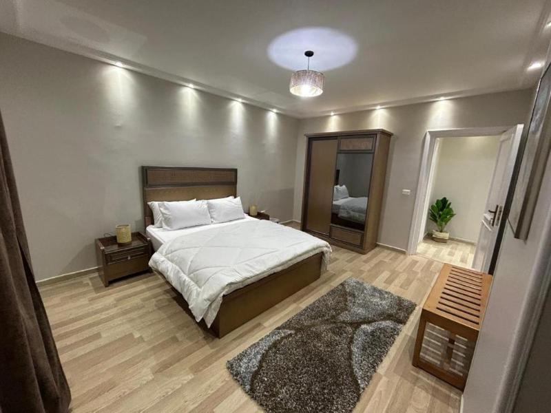Skyline Luxury Suites 5 Mins From Cairo Airport image