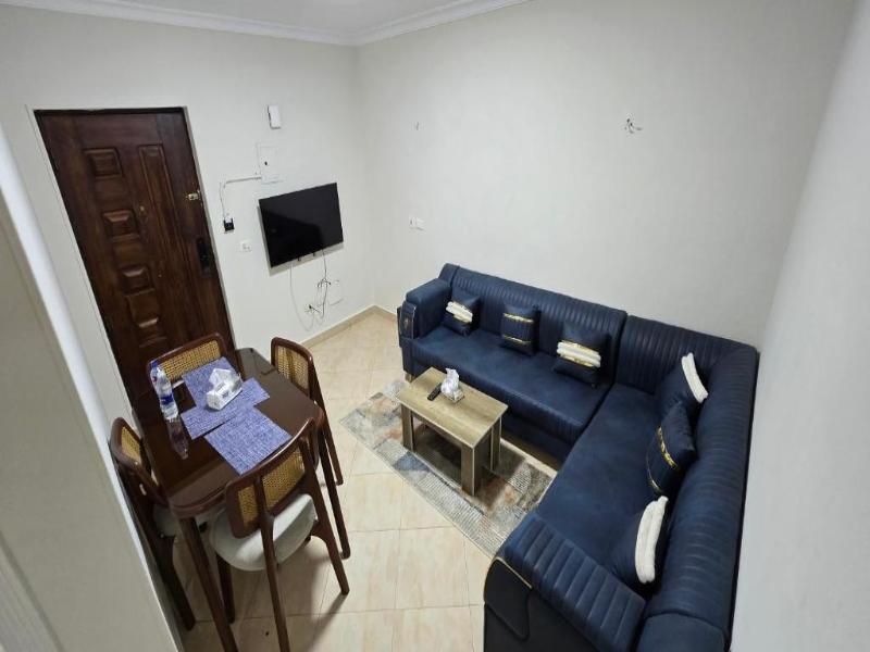 Skyline Luxury Suites 5 Mins From Cairo Airport image
