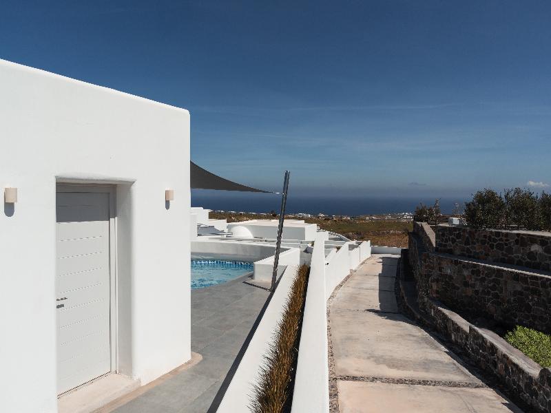 Oikos Santorini Living Concept image