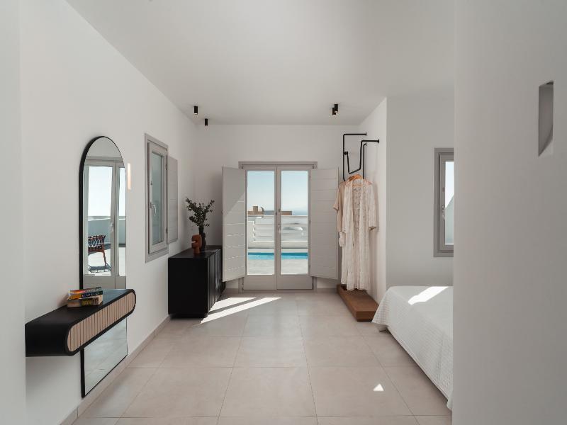 Oikos Santorini Living Concept image