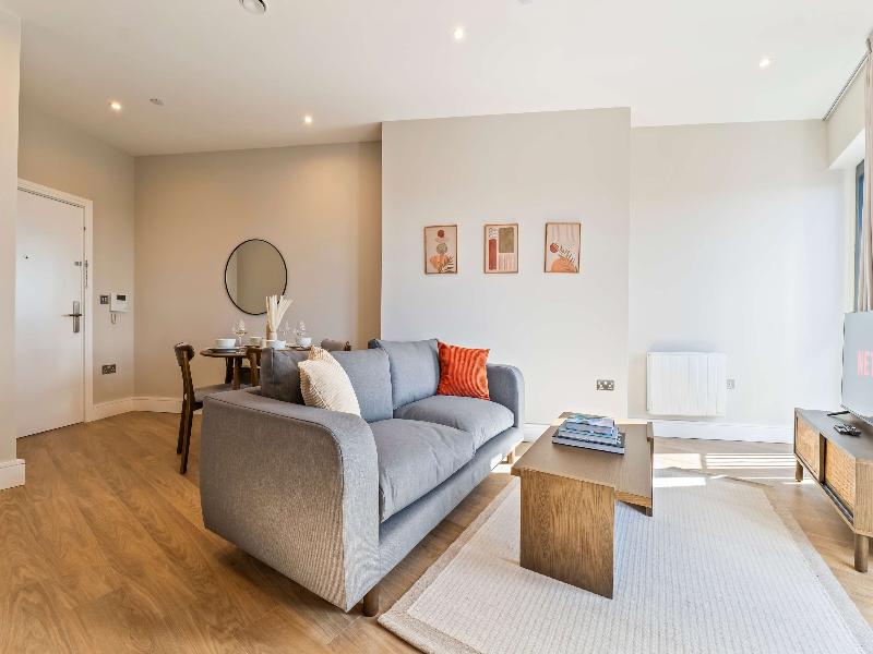 Staycozy Apartments In Birmingham image